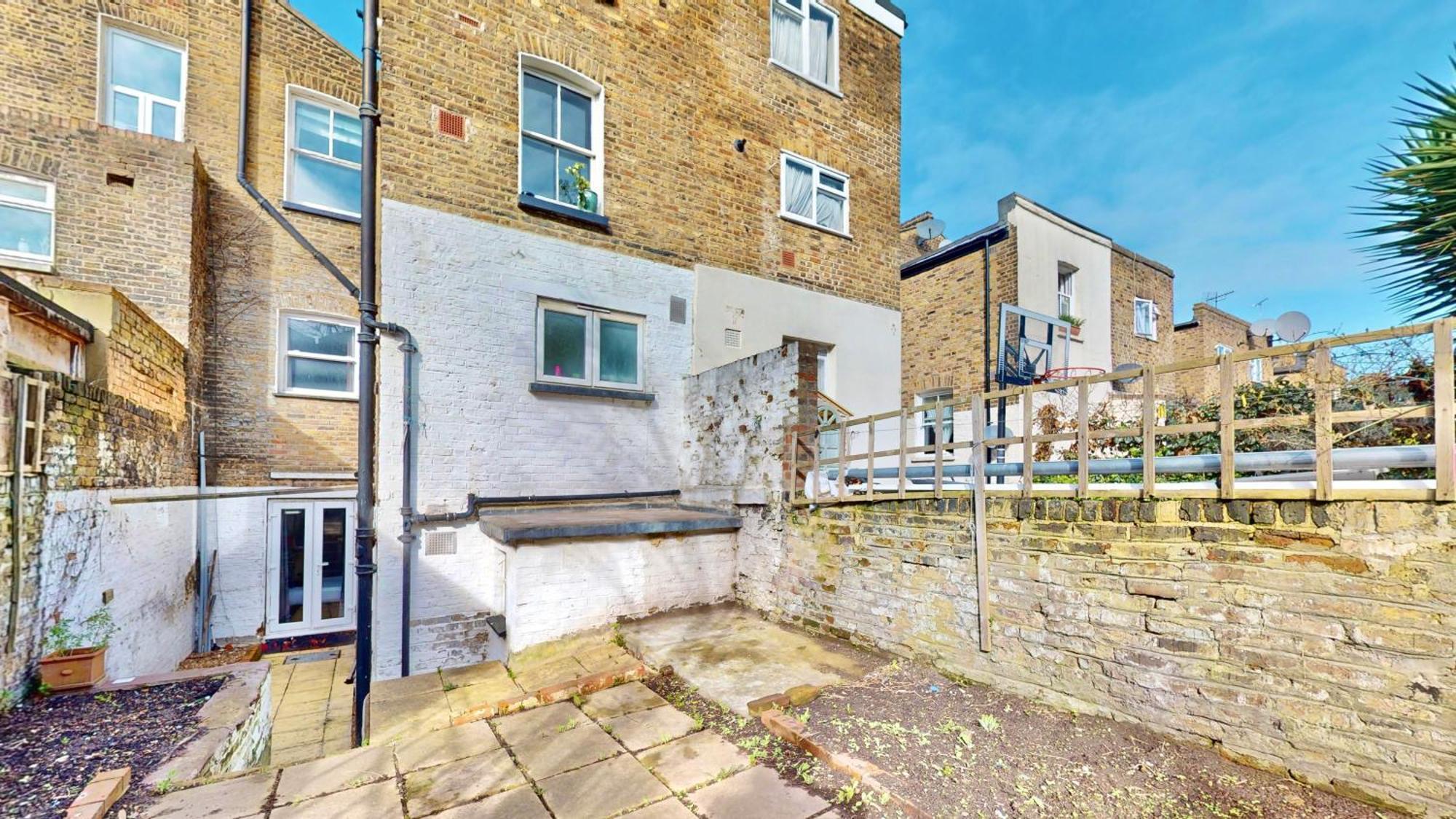 Tube & Notting Hill Nearby - Garden Flat Haven Apartment London Bagian luar foto