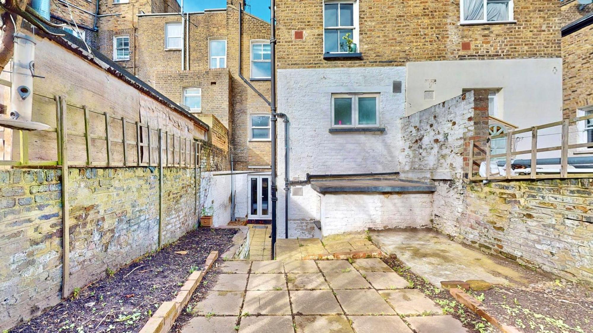 Tube & Notting Hill Nearby - Garden Flat Haven Apartment London Bagian luar foto